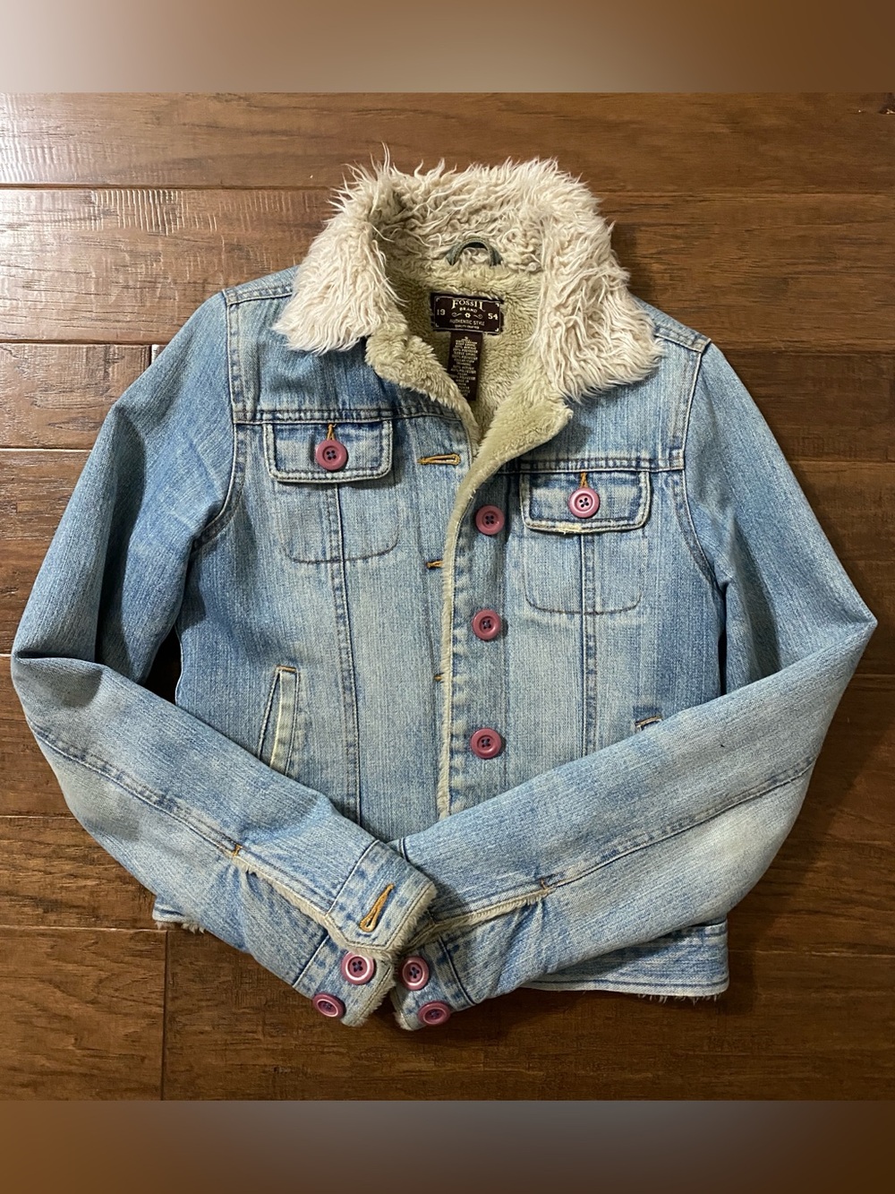 Vintage Fossil Y2K Jean Jacket Womens Small Faded Blue Pockets, fur collar/cuffs